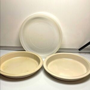Set of Two Tupperware Ultra Quiche dishes